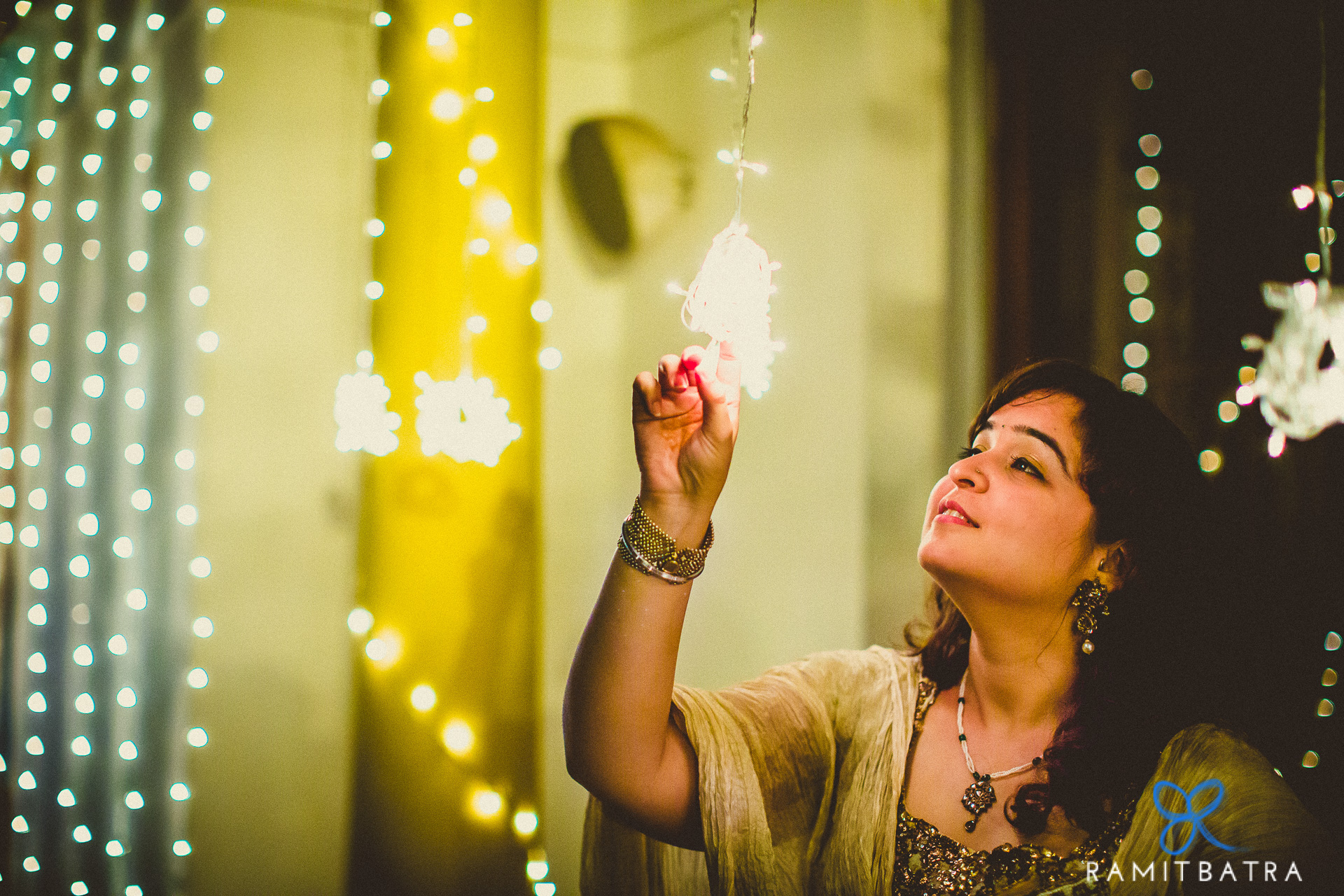 12 Gorgeous Diwali Outfit Ideas For Newlywed Brides - Pyaari Weddings